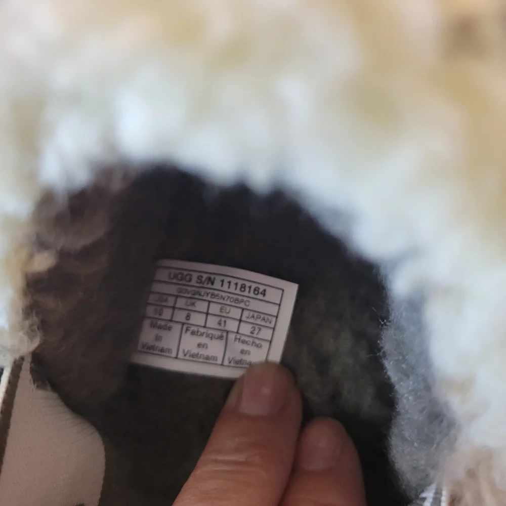 UGG Fluff Yeah Camo Slides Slippers New - Picture 6 of 9